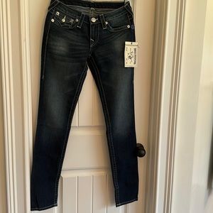 NEW True Religion Curvy Midrise Jeans Size 27